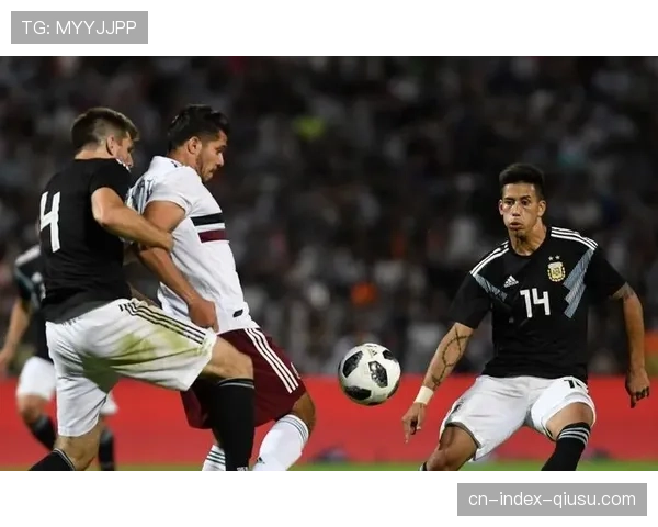 埃尔切传控体系遇防守难题 热身赛丢9球敲响警钟